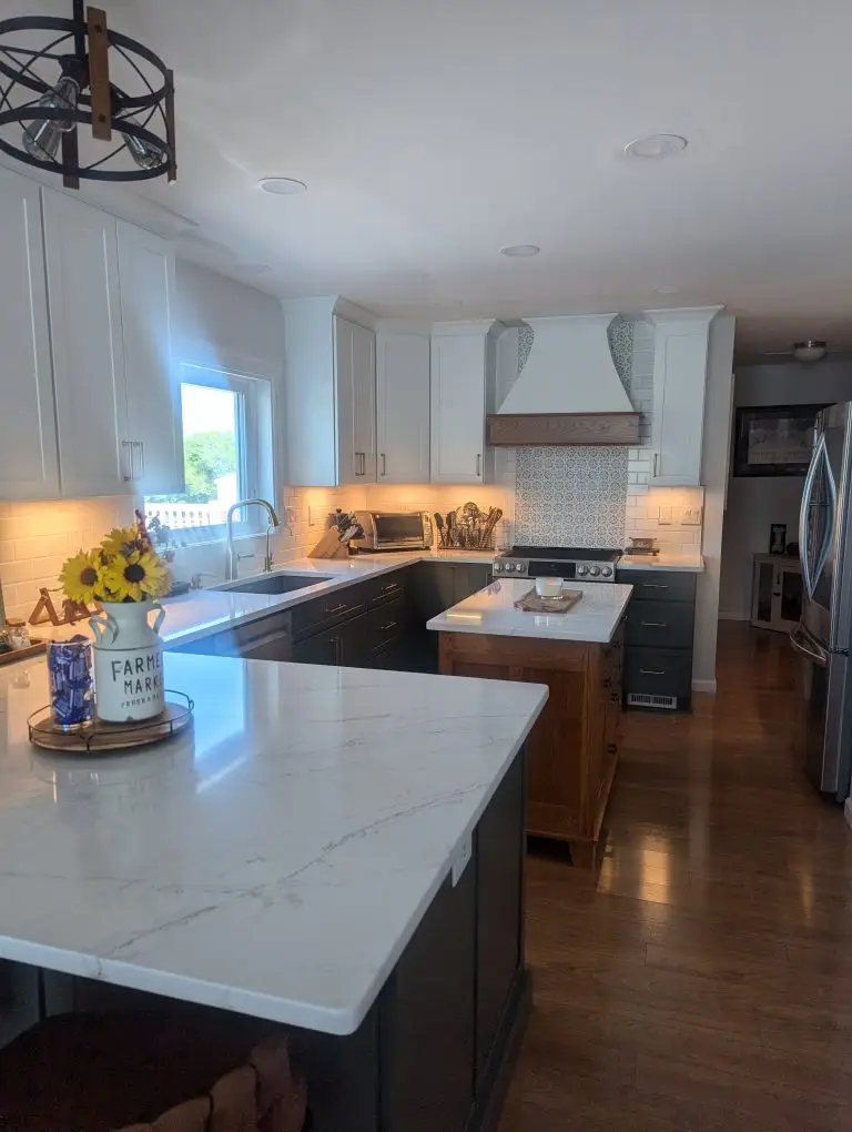 the mix of cabinetry, the countertops, or the subtle design details, here’s a breakdown of everything that went into this stunning kitchen makeover. Let’s walk through some of the highlights and answer your questions along the way.