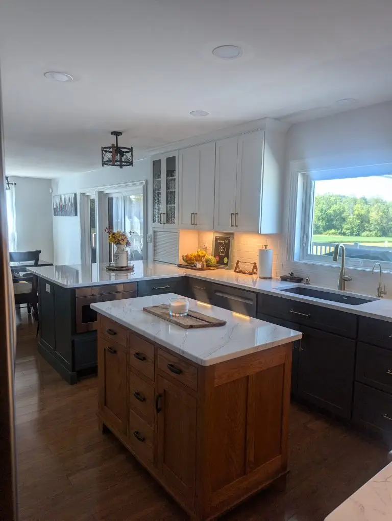 the mix of cabinetry, the countertops, or the subtle design details, here’s a breakdown of everything that went into this stunning kitchen makeover. Let’s walk through some of the highlights and answer your questions along the way.